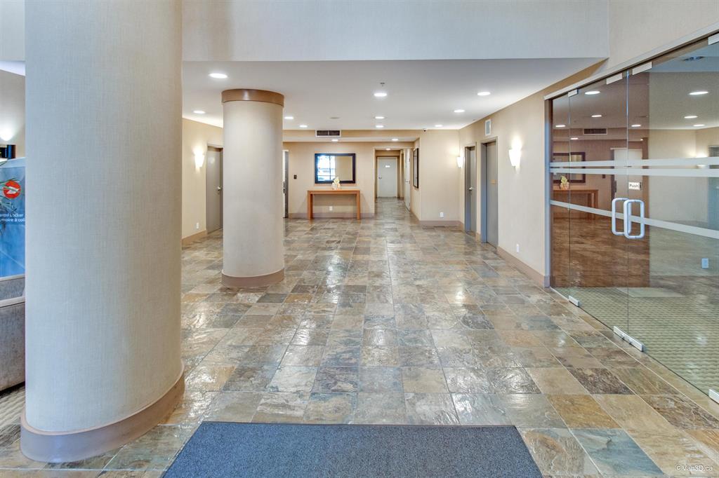1106 2138 Madison Avenue Lobby