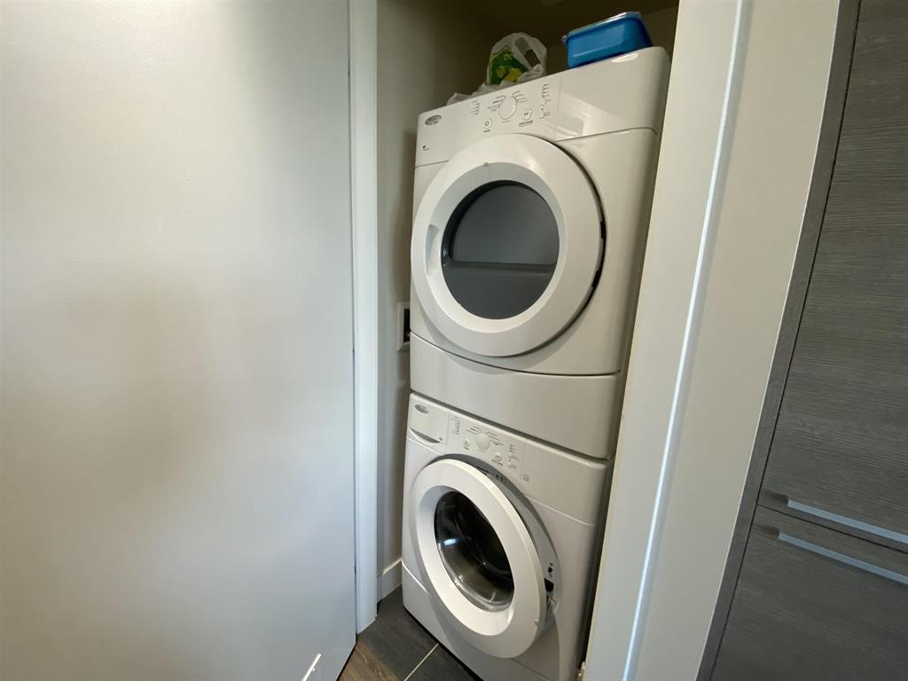 1109 2008 Rosser Avenue Laundry