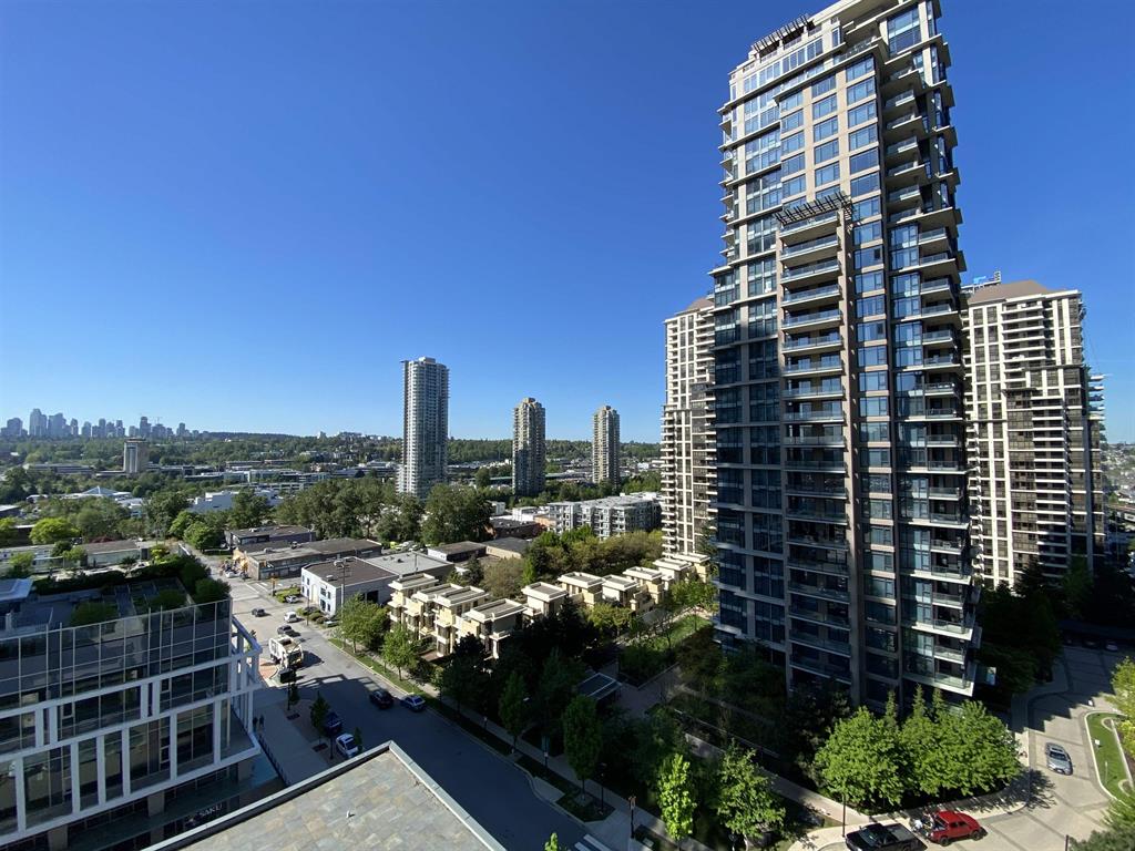 1109 2008 Rosser Avenue View