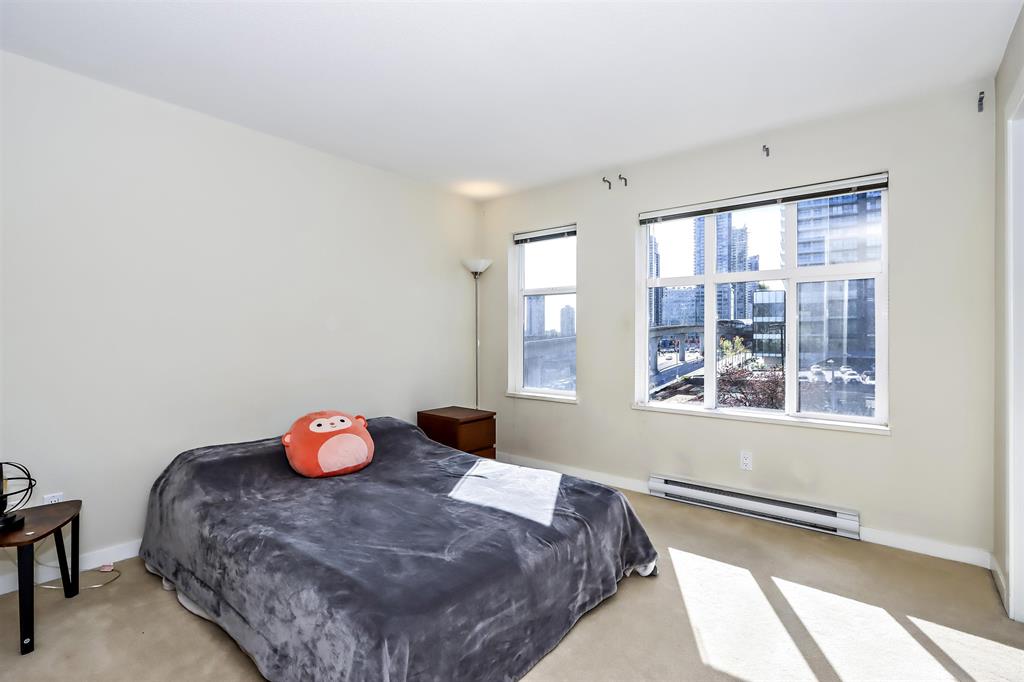 304 4728 Brentwood Drive Bedroom