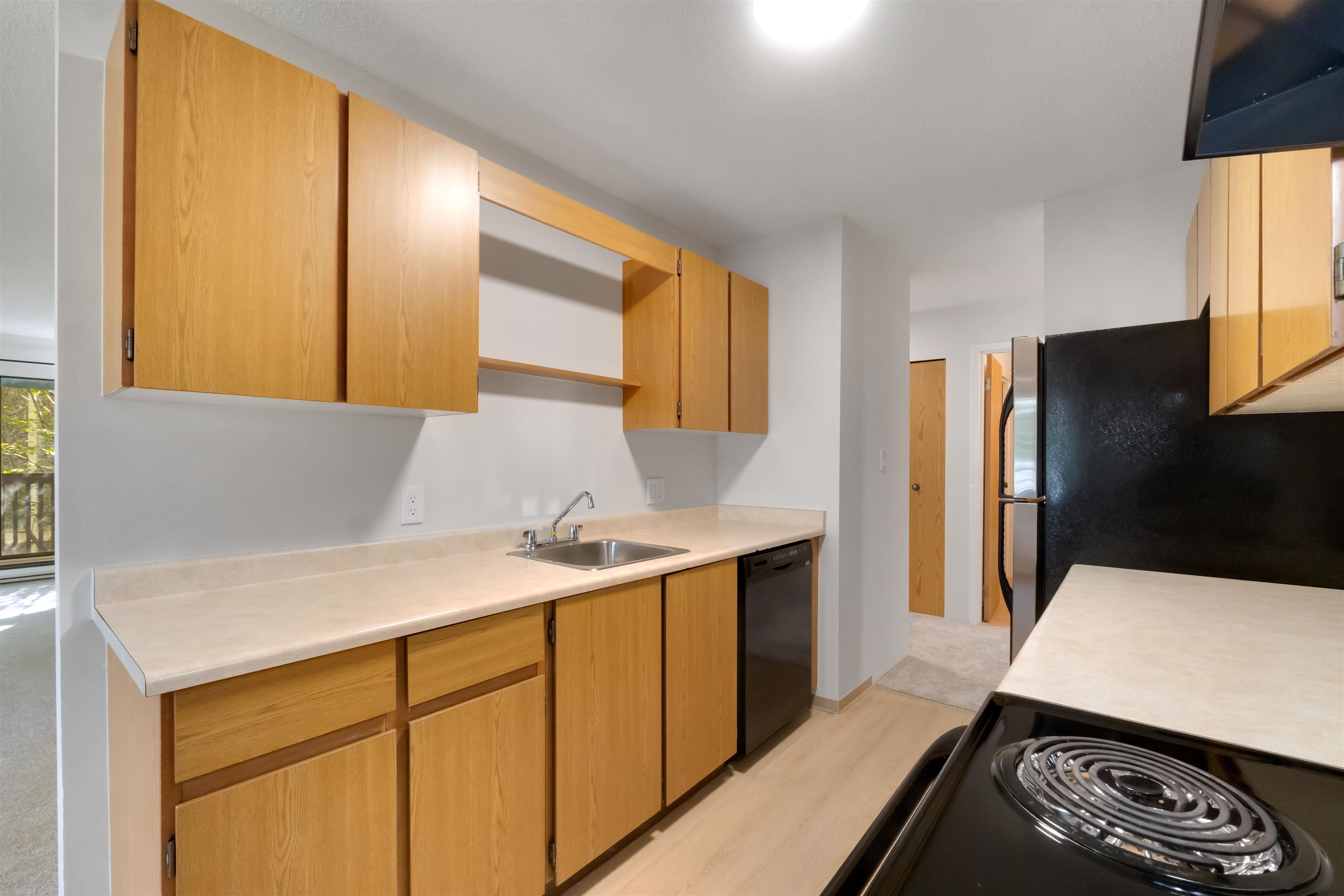 315 13507 96 Avenue Photo 14